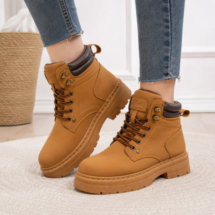 Women's ankle boots with laces and thick soles, urban style casual boots with padded collar and metallic details, autumn and winter footwear