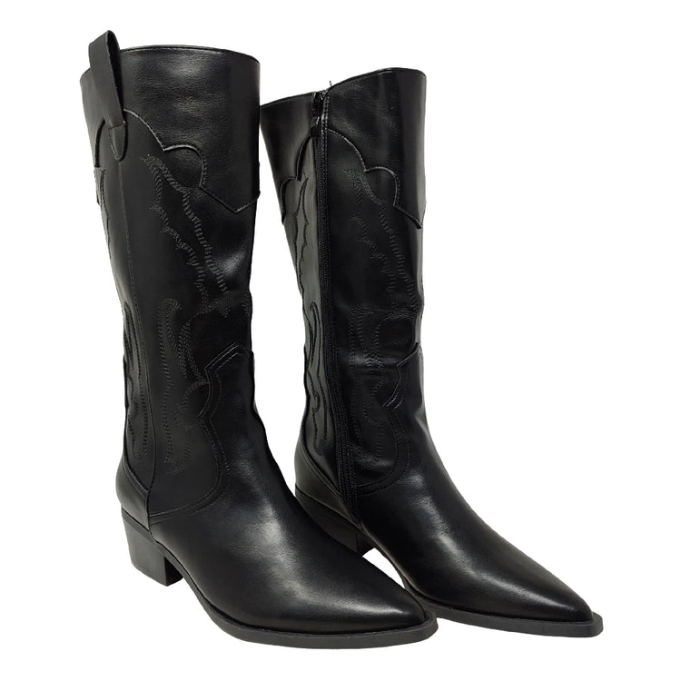 Women's high top country boots – fine toe & comfortable heel. Hd brand.