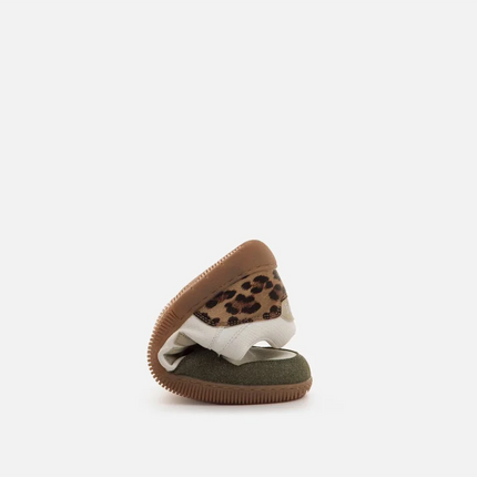Leopard Print Barefoot Sneakers for Women by Mustang Free, lightweight with flexible sole, ideal for transitioning to barefoot shoes, available in sizes 36 to 41, perfect for casual and urban styles. PlatiNum