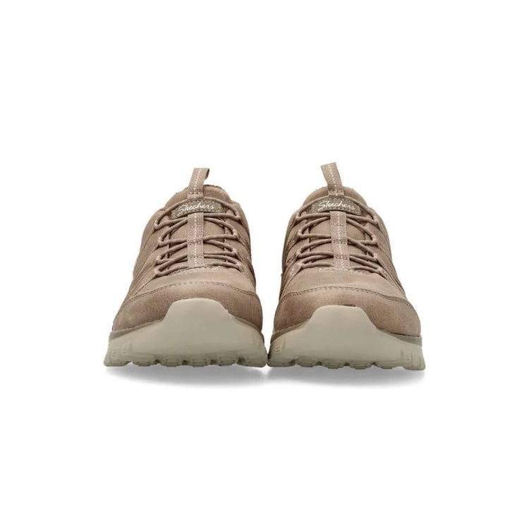 Skechers Graceful-cozy Hug Women's Sneakers, genuine leather with superior comfort and lightweight design, ideal for casual wear and daily use, perfect women's footwear for style and comfort. PlatiNum