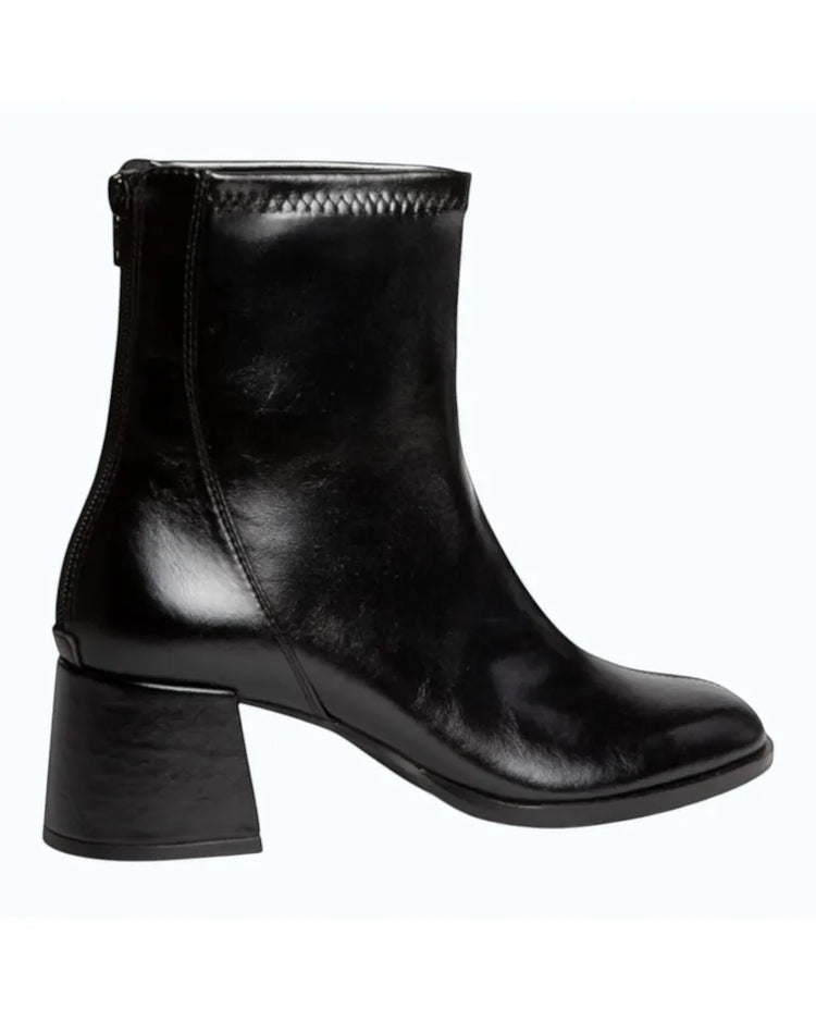 Corina retro ankle boot with zipper heel 11822