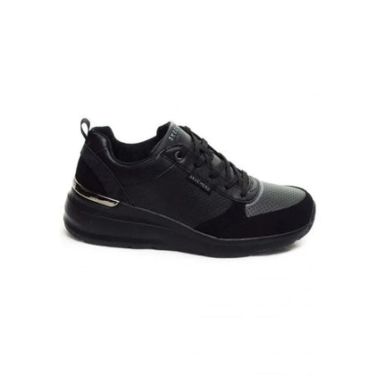 Skechers 155616 Women's Sneakers in Black, designed for all-day comfort with soft cushioning, ergonomic fit, and lightweight for effortless movement, perfect for casual looks. PlatiNum