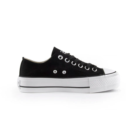 White canvas shoes with platform sole for women, featuring lace closure and comfortable textile lining, ideal for casual and outdoor use, perfect as versatile footwear. PlatiNum