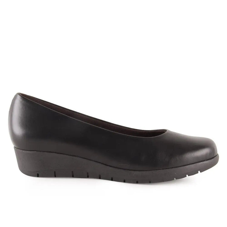 Women's comfortable leather wedge shoes elegant and casual footwear made in spain sizes 35 to 41 model 10557 chamby PlatiNum