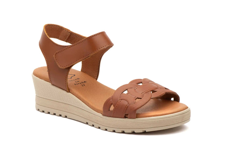 White wedge sandals for women with velcro closure made in spain model e648 sizes 36 to 41 high style PlatiNum
