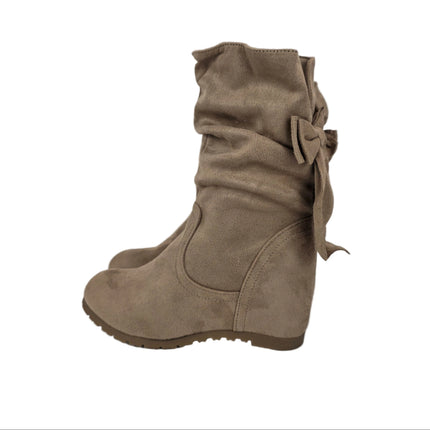 Pasarela concept women's hidden interior wedge ankle boots khaki color suede boot wrinkled shaft back bow side zipper fashion casual comfort