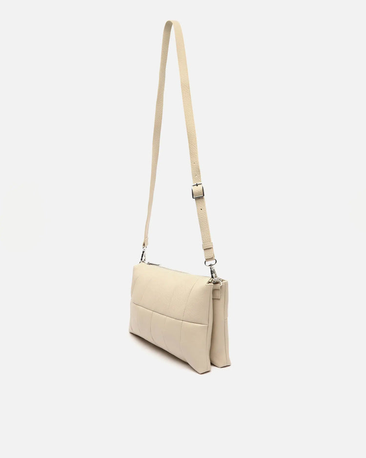 Borsa a tracolla ED imbottita Misako Kituti. Borse da donna