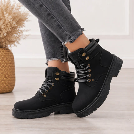 Women's ankle boots with laces and thick soles, urban style casual boots with padded collar and metallic details, autumn and winter footwear