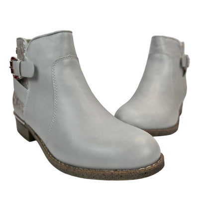 Xti women's gray silver spring ankle boots - synthetic leather boots with buckle and engraved metallic heel - chic style