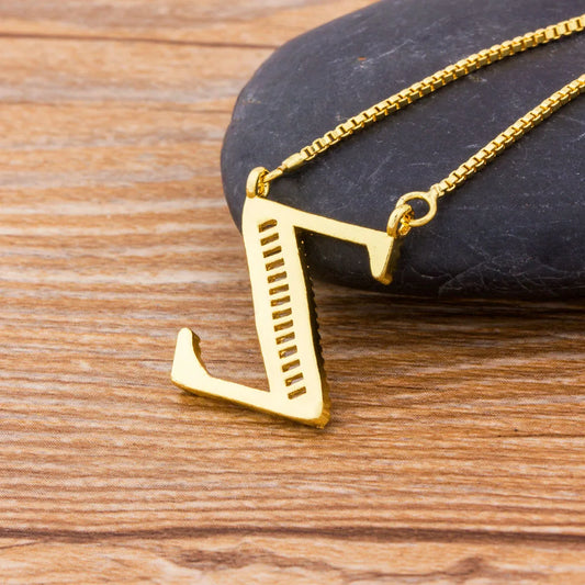 AIBEF Collana con nome iniziale di alta qualità Colore oro 26 lettere Pendenti con ciondoli Micro Pave CZ Catena di rame Gioielli per le donne Regalo