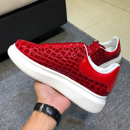 Genuine Leather Sneakers Men Flats Casual Shoes Men Stone Pattern Thick Bottom New Men Leisure Shoes Red Black Chaussures Sport