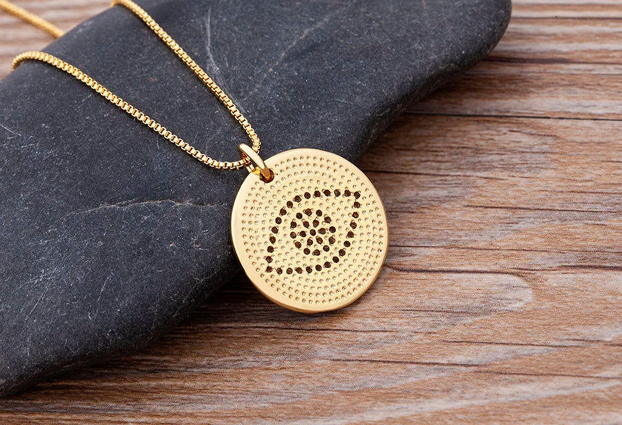 Nidin moda di lusso con zirconi cubici ciondolo a forma di cuore da donna placcato in oro collana a catena di alta qualità regalo per feste di gioielli scintillanti