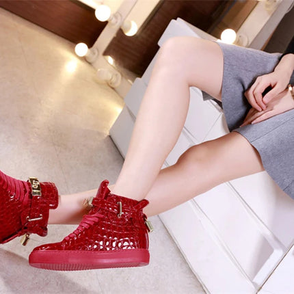Women’s Genuine Cow Leather Flat Ankle Boots Stone Pattern Black High with Lace Sneakers Designer With Lock Luxury Brands Shoes