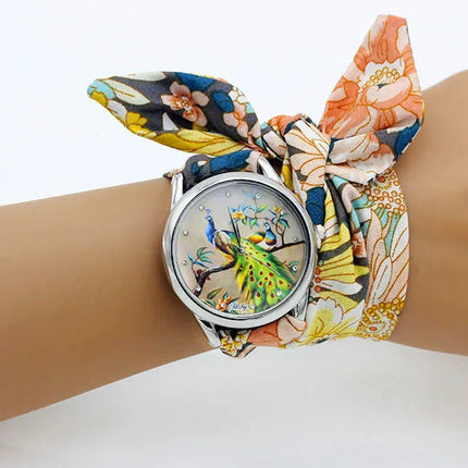 Shsby Nuovo orologio da polso in stoffa da donna Orologio da donna alla moda Orologio al quarzo argento di alta qualità Orologio da ragazza dolce Orologio in tessuto platinumshop