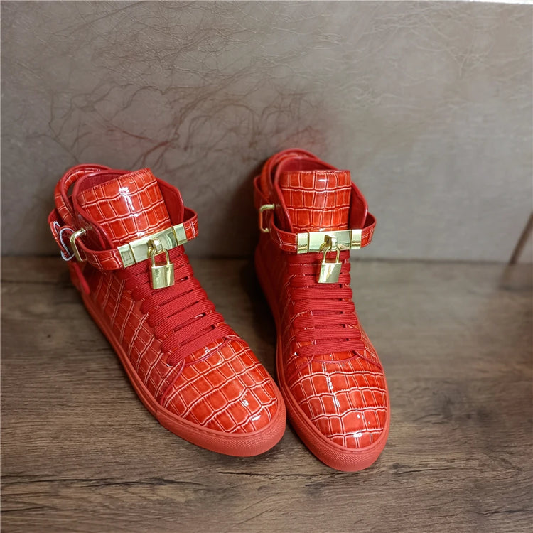 Luxury Designer Men Crocodile Pattern High Top Sneakers Glossy Patent Leather Gold Buckle Lace-up Casual Street Shoes Footwear