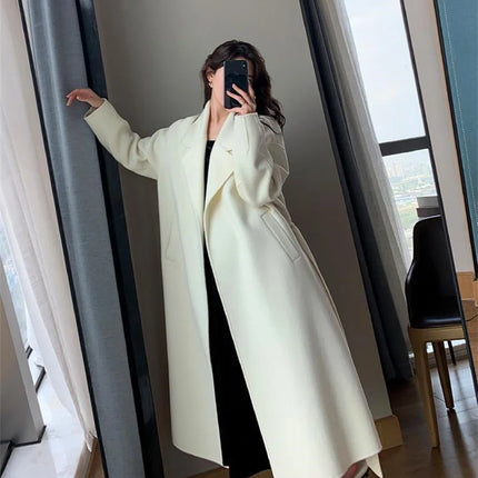 White Woolen Coat Women Autumn And Winter High-End Fashion Temperament Long Thick Blended Wool Windbreaker Female Jacket Belt 99