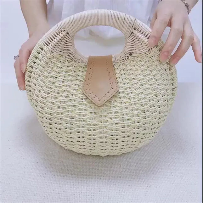 Women's Handmade Round Woven Natural Rattan Handbag Shoulder Bag Summer Beach Bag with Casual Bohemia Women's Clutch