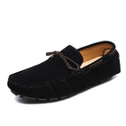 2025 Mocassino da uomo Grigio Marrone Nero Mocassini Scarpe da uomo in pelle Designer di lusso Marchio Moda Sneakers Appartamenti Slip on Leggero