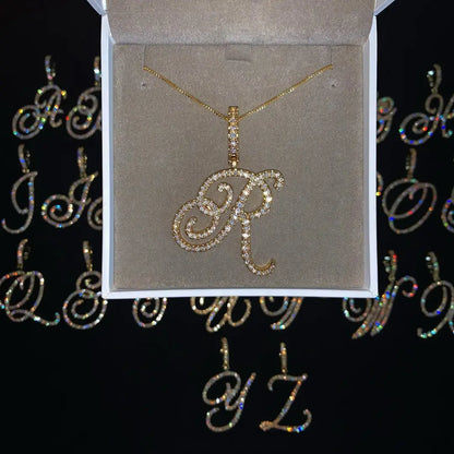 Collana con ciondolo con 26 lettere iniziali in corsivo Micro Pave 5A Cubic Zirconia CZ Gioielli con nome dell'alfabeto