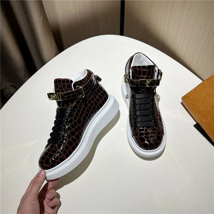 2026 Mid-Top Sneakers Men Alligator Pattern Round Toe Lock Decoration Lace Flats Glossy Cow Leather Casual Shoes