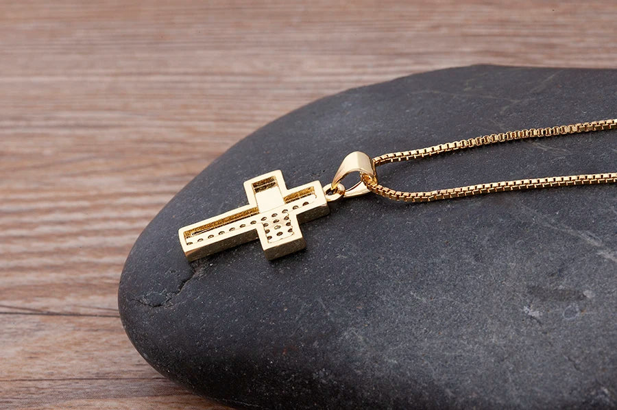 Nidin moda di lusso con zirconi cubici ciondolo a forma di cuore da donna placcato in oro collana a catena di alta qualità regalo per feste di gioielli scintillanti