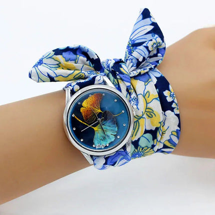 Shsby Nuovo orologio da polso in stoffa da donna Orologio da donna alla moda Orologio al quarzo argento di alta qualità Orologio da ragazza dolce Orologio in tessuto platinumshop