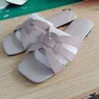 Nuove donne di arrivo Pantofole estive Presentazioni aziende produttrici giochi Open Toe Scarpe casual piatte Sandalo per il tempo libero Infradito da spiaggia femminile Big Size 41 42 43