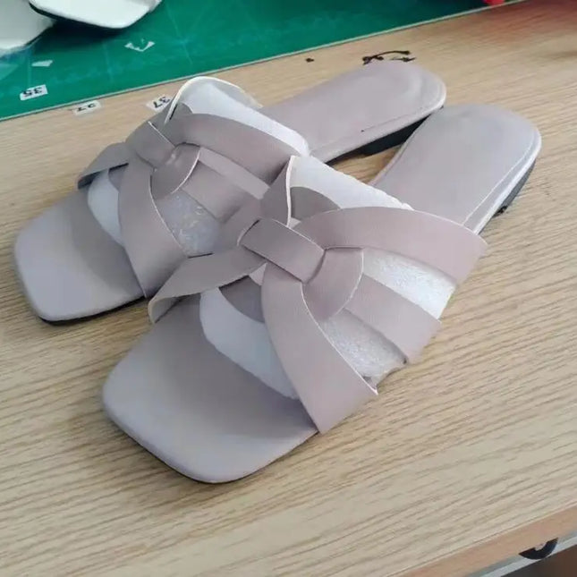 New Arrival Women's Summer Slippers Manufacturer Showcase Open Toe Flat Casual Shoes Leisure Sandal Female Beach Flip Flops Big Size 41 42 43