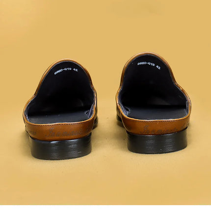Pantofole da uomo di lusso italiane Mocassini in vera pelle Mocassini da uomo Casual Scarpe da uomo antiscivolo Moda estiva Mezze scarpe da uomo