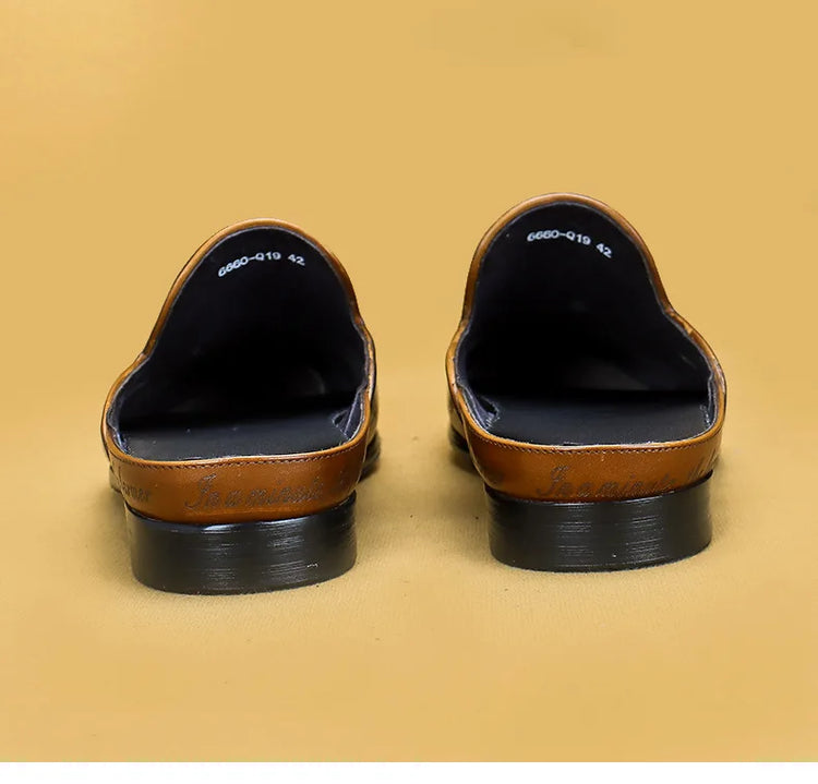 Pantofole da uomo di lusso italiane Mocassini in vera pelle Mocassini da uomo Casual Scarpe da uomo antiscivolo Moda estiva Mezze scarpe da uomo