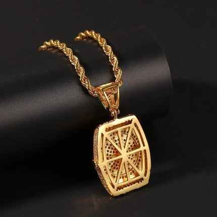Exquisite Zircon Watch Shape Pendant Necklace Men and Women Trend Hip-Hop Rock Party Jewelry Gift Accessories PlatiNum