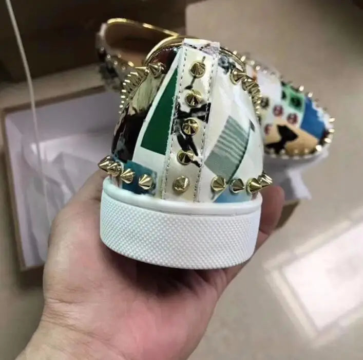 Beertola Male Comfortable Random Pattern Loafers Men Casual Shoes Party Dress Shoes Men Flats Rivet Sneakers Mixed Color