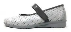 Street Slipper/woman/Vulca-Bicha/instep: cut-out grid/Sole: rubber/Color: silver gray/wedge 2 cm/easy closure PlatiNum