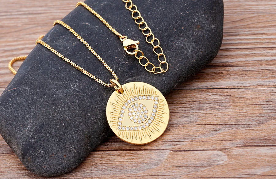 Nidin moda di lusso con zirconi cubici ciondolo a forma di cuore da donna placcato in oro collana a catena di alta qualità regalo per feste di gioielli scintillanti