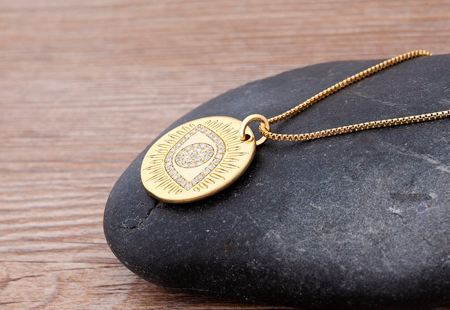 Nidin moda di lusso con zirconi cubici ciondolo a forma di cuore da donna placcato in oro collana a catena di alta qualità regalo per feste di gioielli scintillanti