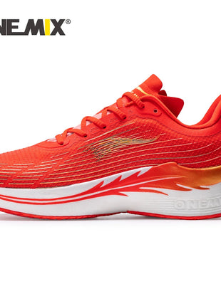ONEMIX Scarpe da corsa da uomo per uomo Scarpe da passeggio per atletica leggera in mesh traspirante Scarpe da ginnastica da donna leggere rosse Scarpe da ginnastica sportive da uomo PlatiNum