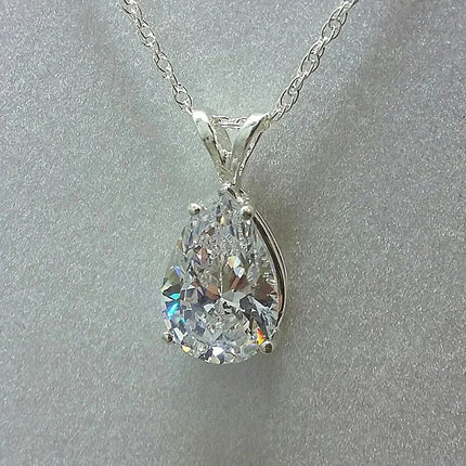 Huitan Luxury Pear Cubic Zirconia Pendant Necklace for Bridal Wedding Engagement Party High-quality Silver Color Fashion Jewelry PlatiNum