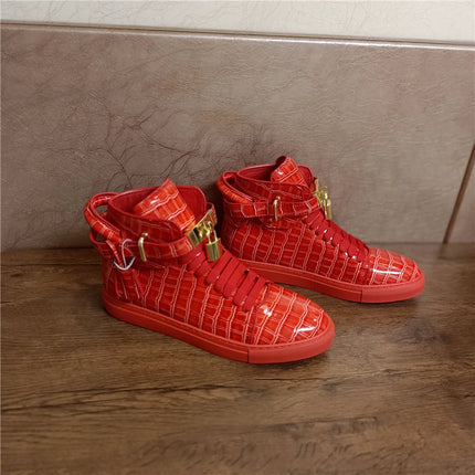Luxury Designer Men Crocodile Pattern High Top Sneakers Glossy Patent Leather Gold Buckle Lace-up Casual Street Shoes Footwear