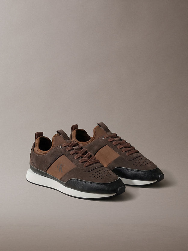 sneakers da corsa in camoscio con logo mid brown/rocky brown/creamy da uomini calvin klein