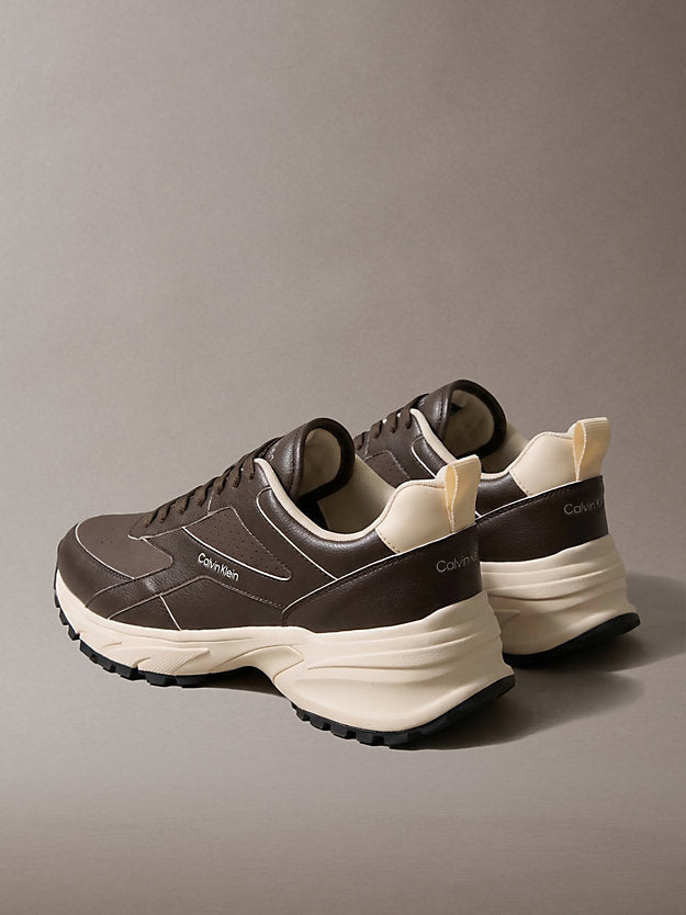 sneakers da corsa traction rocky brown/light cashew da uomini calvin klein