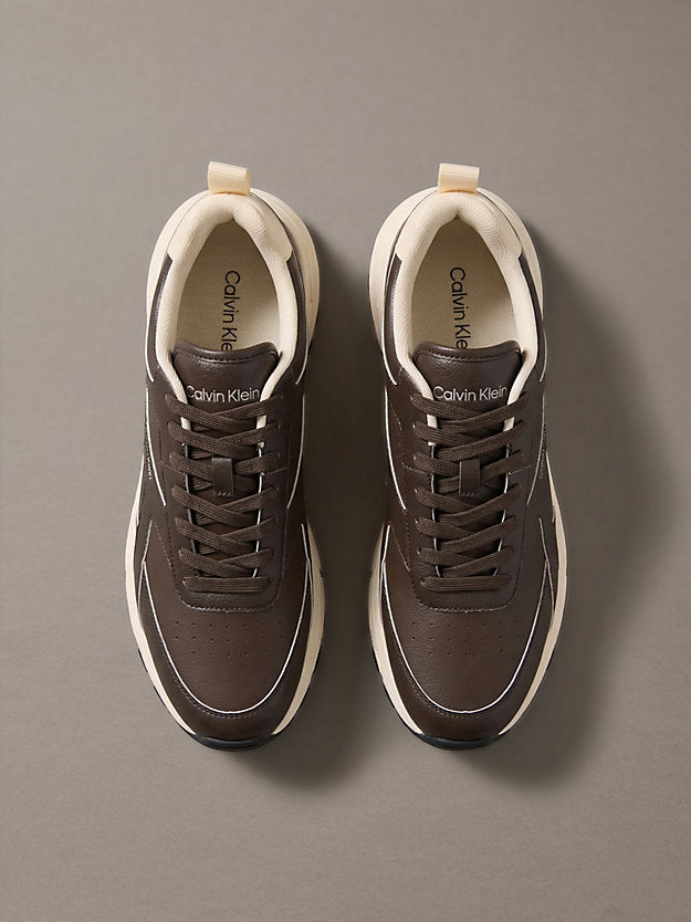 sneakers da corsa traction rocky brown/light cashew da uomini calvin klein