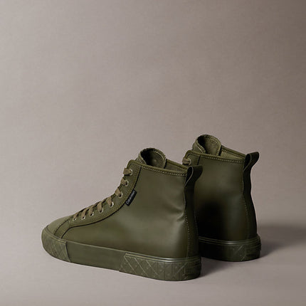 chunky sneakers ad alta trazione e resistenza in pelle triple black da uomini calvin klein