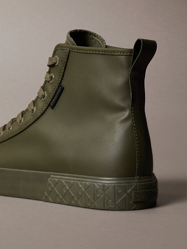 chunky sneakers ad alta trazione e resistenza in pelle triple black da uomini calvin klein