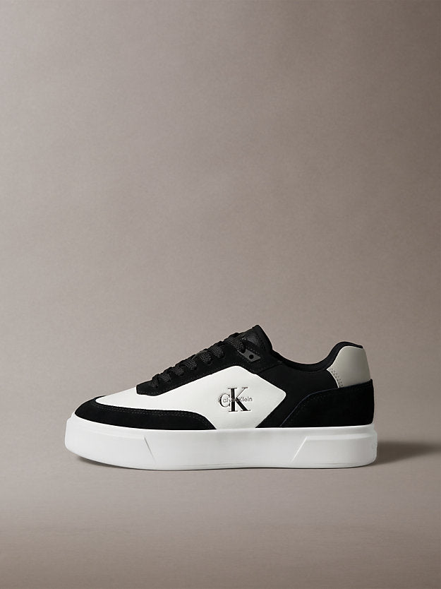 sneakers signature in camoscio e pelle. black/mockingbird/bright white da uomini calvin klein