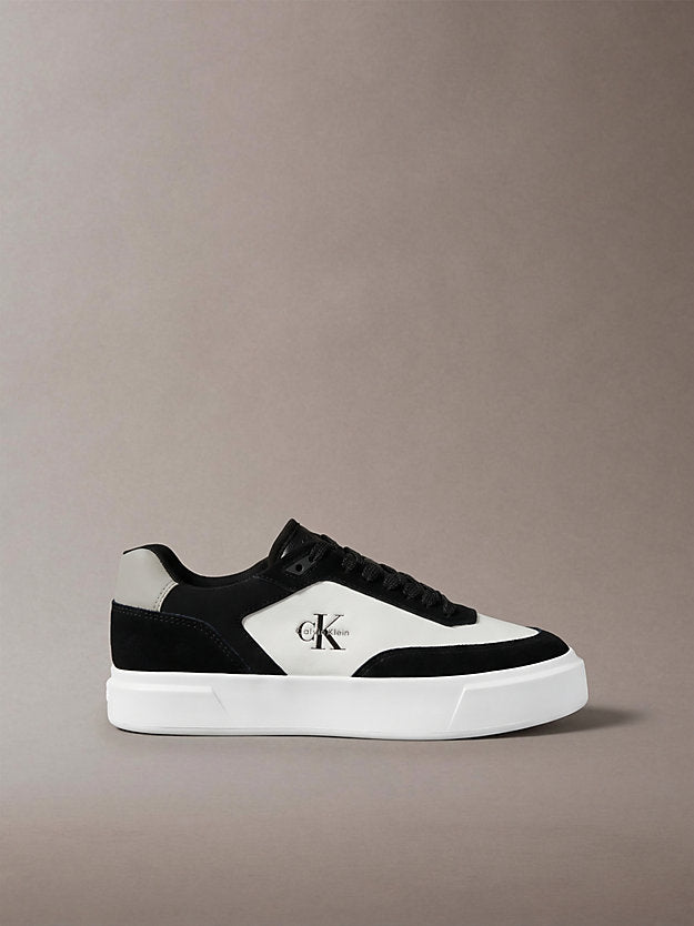 sneakers signature in camoscio e pelle. black/mockingbird/bright white da uomini calvin klein