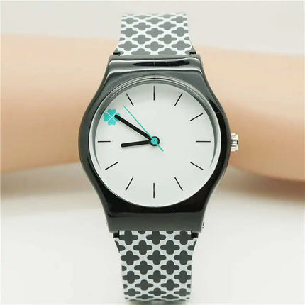 Orologio da studente/donna con cinturino in silicone alla moda casual Orologio in cristallo classico di alta qualità con novità per cartoni animati platinumshop