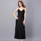 Black / M