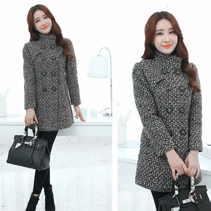 New Women's Wool Blends Coat Winter 2026 Autumn Fashion Elegant Mother Turtleneck Plaid Slim Long Tweed Woolen Outerwear Female