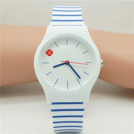Orologio da studente/donna con cinturino in silicone alla moda casual Orologio in cristallo classico di alta qualità con novità per cartoni animati platinumshop