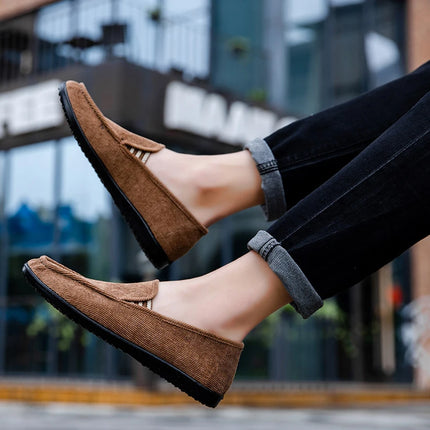 Nuovi uomini mocassini scarpe moda uomo morbido mocassini mocassini tela Slip-On scarpe Casual uomo Outdoor Walking uomo calzature